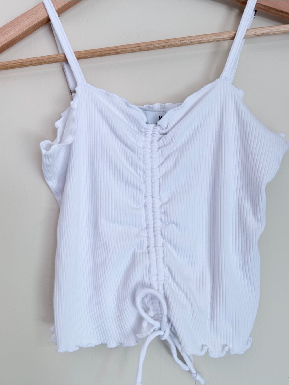 Hollister White Ribbed Ruched Drawstring Cami - Picture 3 of 10